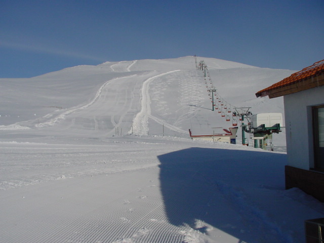 Χειμώνας στα χιονοδρομικά της Μακεδονίας