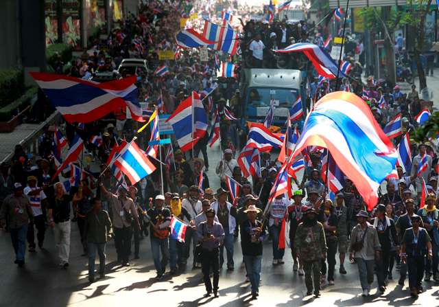 Συνελήφθη ο επικεφαλής των αντικυβερνητικών διαδηλωτών στην Ταϊλάνδη
