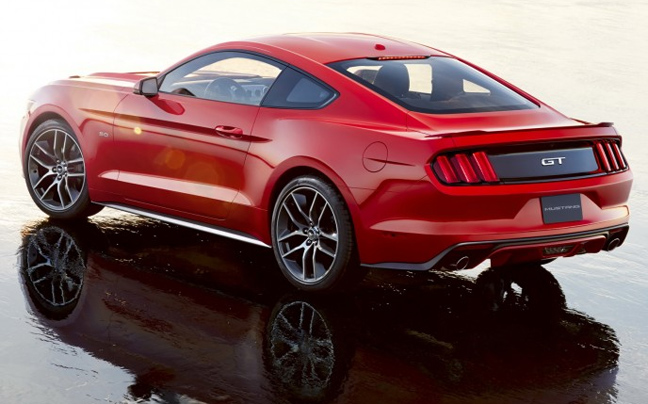 Η νέα Ford Mustang λάμπει στο Ντιτρόιτ