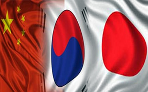 Το Τόκιο καλεί το Πεκίνο και τη Σεούλ σε διασκέψεις κορυφής