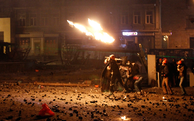 «Ο πρόεδρος της Ουκρανίας επιλέγει τη βίαιη καταστολή για την αντιμετώπιση της εξέγερσης»