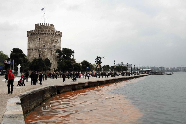 Σε εθελοντική βάση ο καθαρισμός του Θερμαϊκού