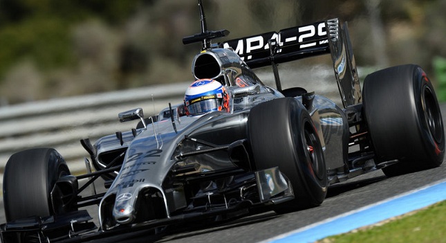 Εντυπωσιακή η McLaren στην πίστα της Χερέθ