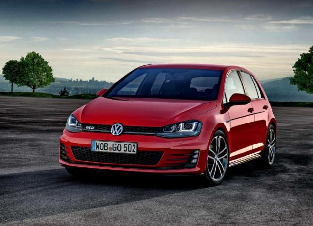 Έρχεται υβριδικό Golf GTE για γκάζια και οικονομία