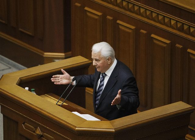 «Στο χείλος του εμφυλίου η Ουκρανία»