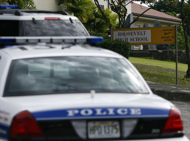 Αστυνομικοί πυροβόλησαν μαθητή σε σχολείο στη Χαβάη