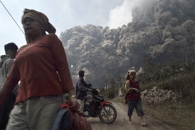 Φονική έκρηξη ηφαιστείου στην Ινδονησία