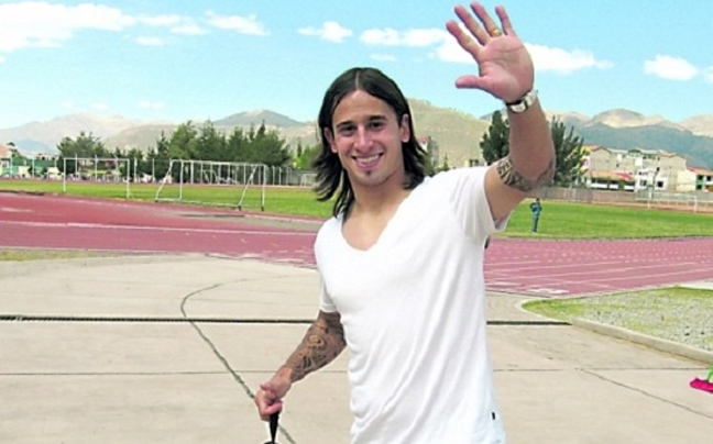 Προβάρει τα κυανόλευκα ο Σκόρτσα