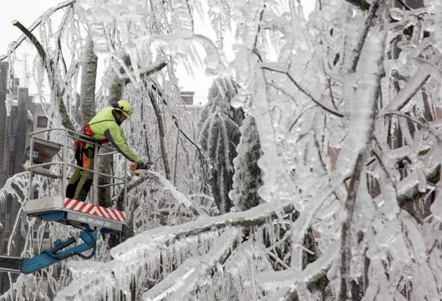 Σοβαρές οι ζημιές από τις καταιγίδες πάγου στη Σλοβενία