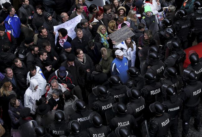 Αντικυβερνητικές διαδηλώσεις στο Σαράγεβο