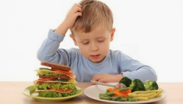 Πώς θα «πρασινίσετε» τη διατροφή του παιδιού σας