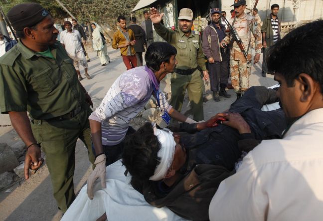 Επίθεση σε λεωφορείο της αστυνομίας στο Πακιστάν