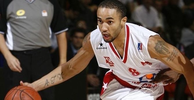 Φουλ για γκαρντ, Ράιτ το φαβορί