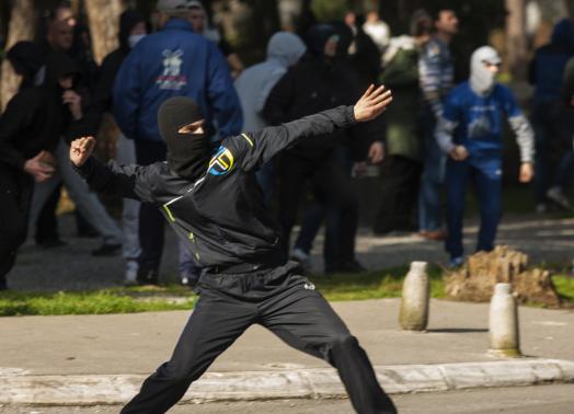 Συγκρούσεις αστυνομικών και διαδηλωτών σε διαδήλωση στο Μαυροβούνιο