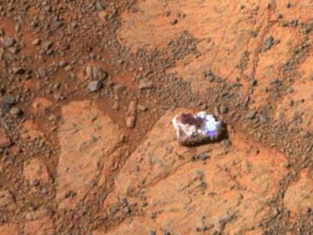 Κομμάτι βράχου ο «λουκουμάς» που βρέθηκε στον Άρη