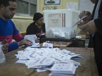 Η Ε.Ε. καταγγέλλει την απουσία της αντιπολίτευσης στις εκλογές της Αιγύπτου