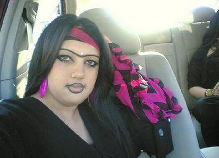 Φρύδια&#8230; freaks