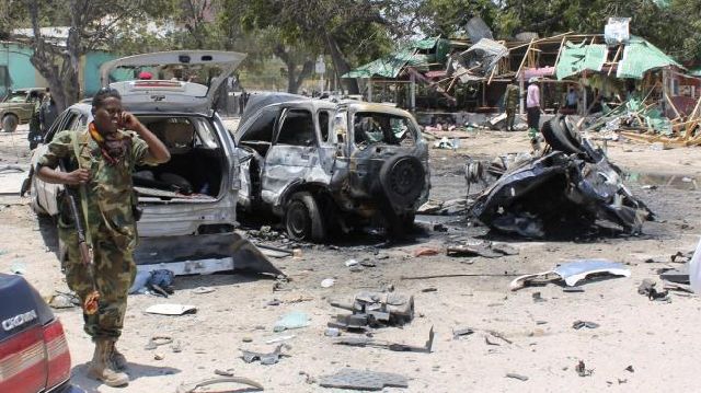 Πολύνεκρη βομβιστική επίθεση στο Μάλι
