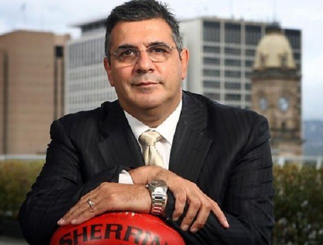 Ο Ανδρέας Δημητρίου εγκαταλείπει τα «ηνία» του Australian Football League