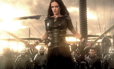 Η Eva Green σαν «Αρτεμισία» στην αγκαλιά του Θεμιστοκλή