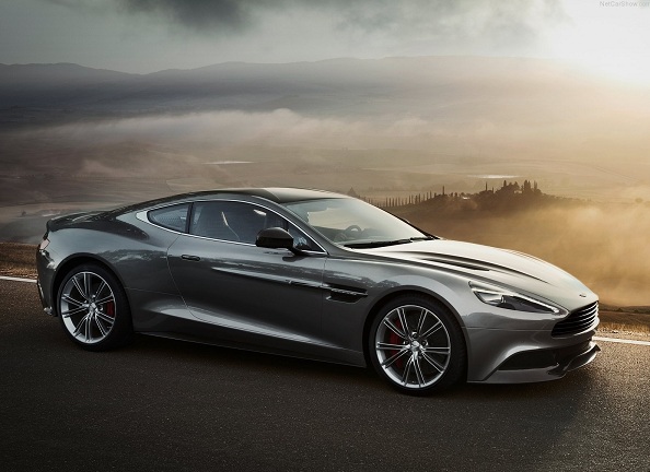 Φήμες για την εξαγορά της Aston Martin από τη Mercedes