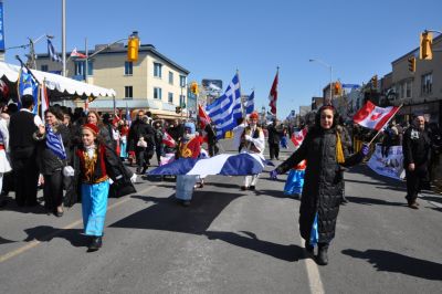 Μεγαλειώδης παρέλαση στον Καναδά για την επέτειο της 25ης Μαρτίου