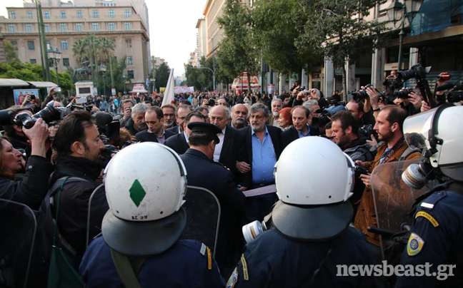 Σε εξέλιξη τρεις συγκεντρώσεις στο κέντρο της Αθήνας