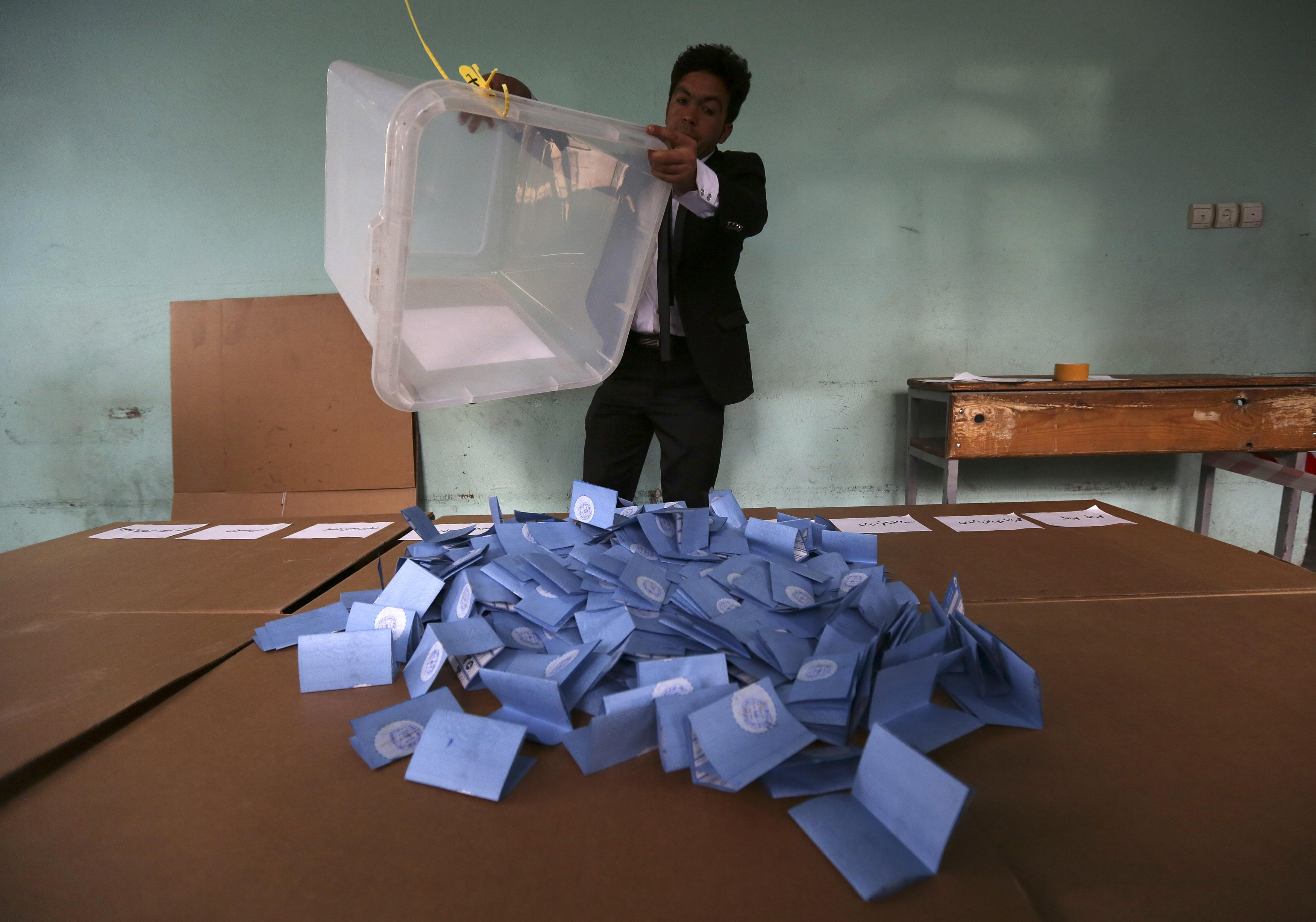 Περισσότεροι από 200 οι νεκροί κατά το δεύτερο γύρο των εκλογών στο Αφγανιστάν
