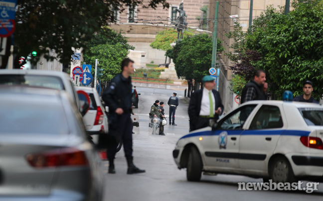 Έρευνες της Αντιτρομοκρατικής στο σημείο της έκρηξης