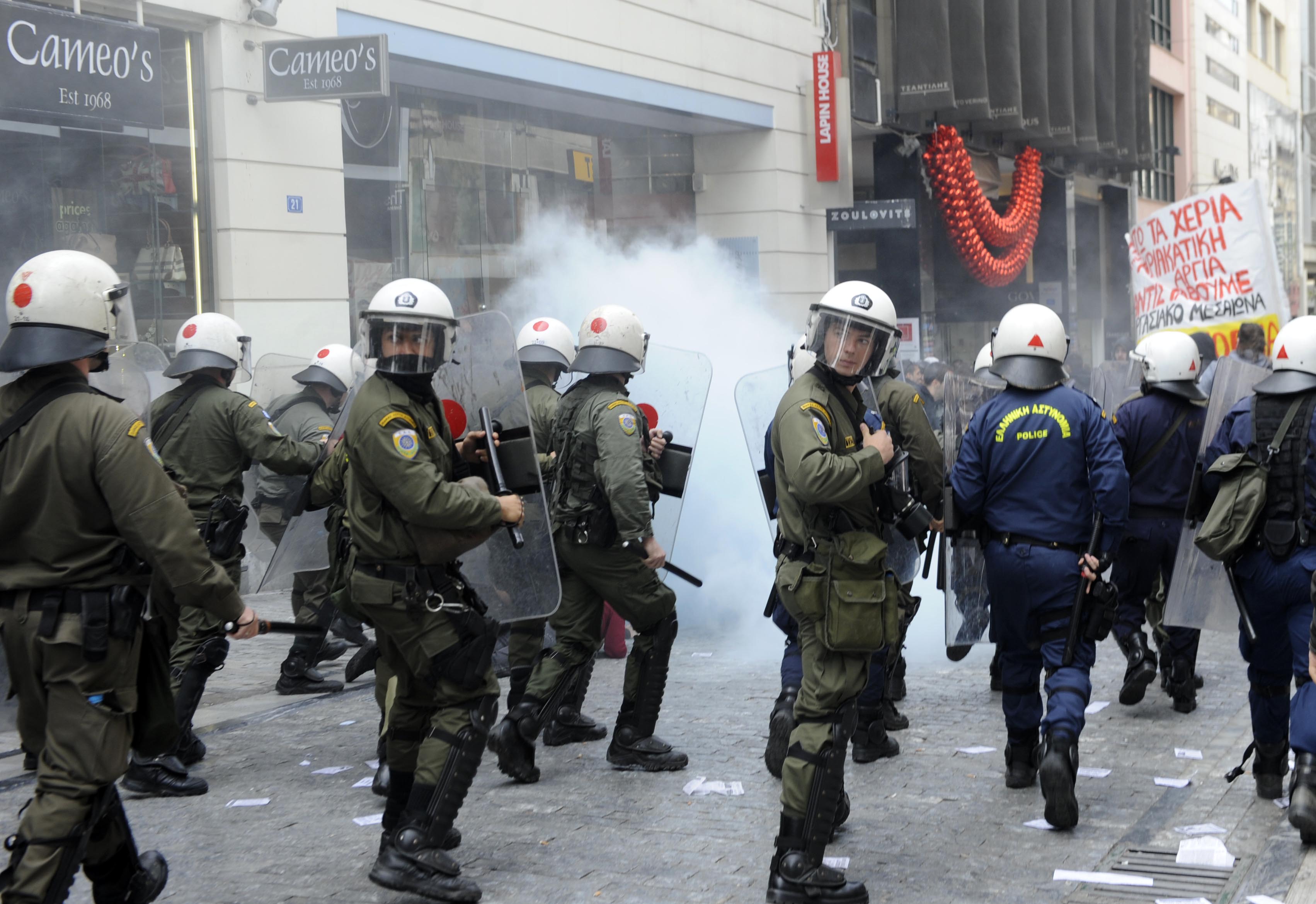 «Ακραίος αυταρχισμός της κυβέρνησης απέναντι στον αγωνιζόμενο λαό»