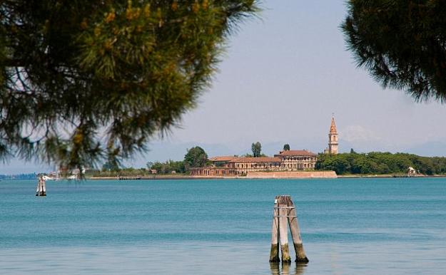 Προς πώληση το «στοιχειωμένο νησί» της Ιταλίας