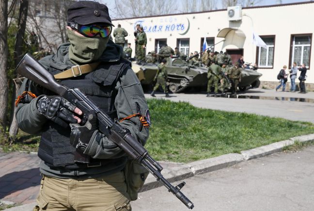 Αυτονομιστές κατέλαβαν το τοπικό κέντρο της τηλεόρασης στη Λουγκάνσκ