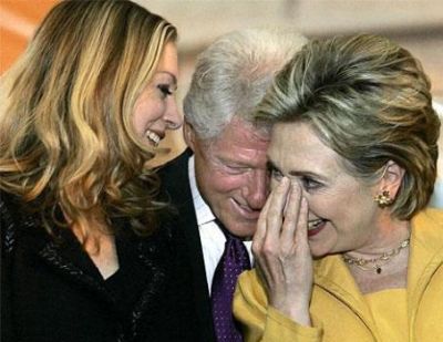 Η Chelsea Clinton περιμένει τον πελαργό