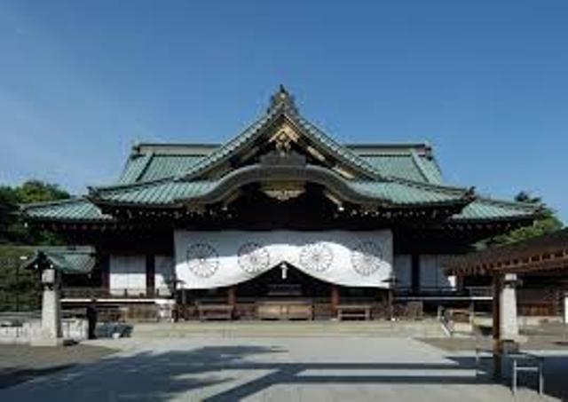 Ιάπωνας υπουργός επισκέφθηκε το αμφιλεγόμενο ιερό Γιασουκούνι