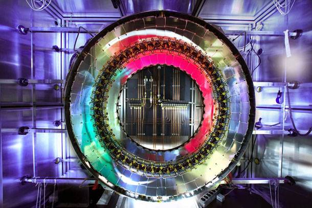 Επιταχυντή διπλάσιο του CERN σχεδιάζει η Κίνα