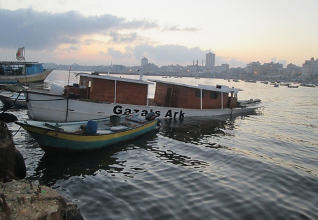 Έκρηξη προκάλεσε εκτεταμένες ζημιές στο πλοίο «Κιβωτός της Γάζας»