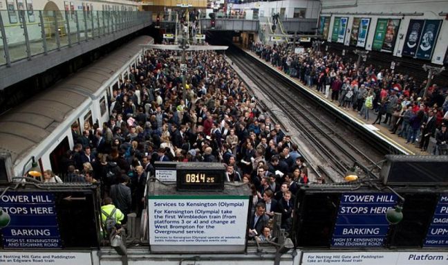Χάος στο Λονδίνο από την απεργία στο μετρό