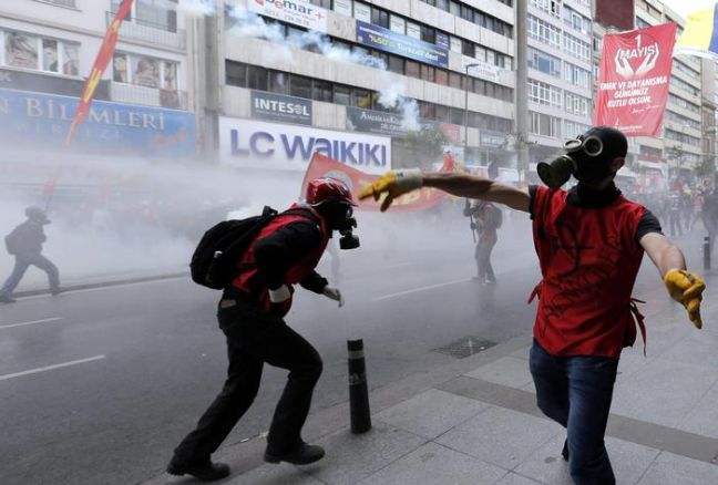 Περισσότερες από 130 οι συλλήψεις στην Κωνσταντινούπολη