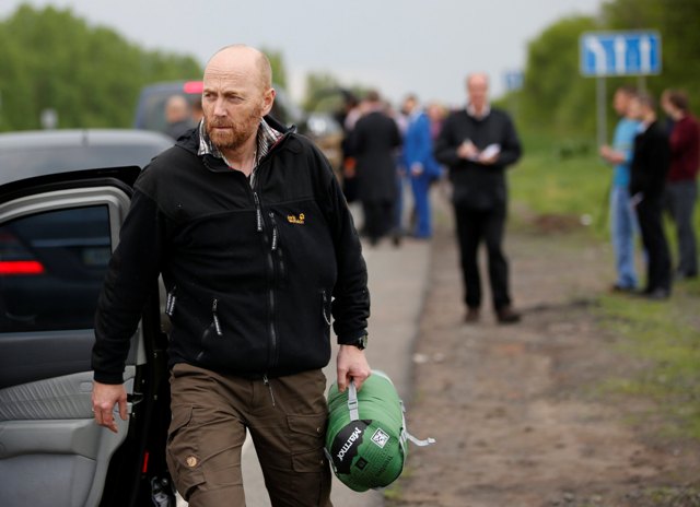 «Οι παρατηρητές του ΟΑΣΕ κρατούνται στην περιοχή του Λουχάνσκ»