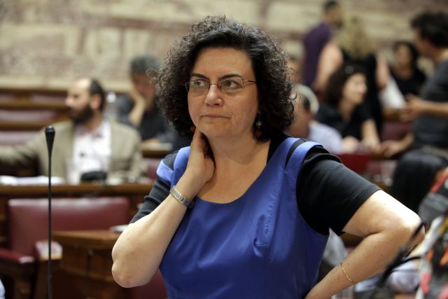 «Κρύβεται ο κ. Χαρδούβελης και δεν απαντά σε ερωτήσεις βουλευτών»