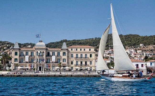 To 4o Spetses Classic Yacht Race ανοίγει ξανά πανιά
