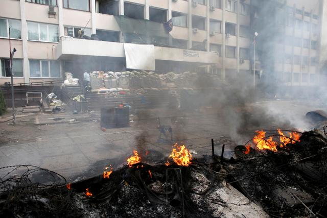 Τουλάχιστον οκτώ νεκροί στη Μαριούπολη