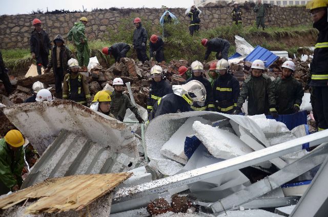 Τοίχος καταπλάκωσε και σκότωσε 18 Κινέζους εργάτες