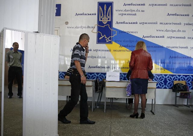 Ανεμπόδιστη διεξαγωγή εκλογών στην Ουκρανία ζητά η Ε.Ε.