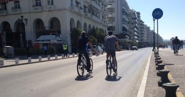 Πεζόδρομος έως τις 5 το απόγευμα η Λεωφόρος Νίκης