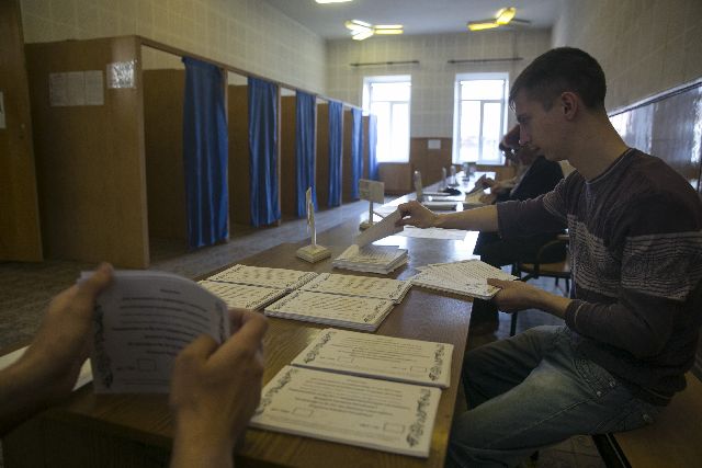 Σήμερα τα δημοψηφίσματα στην ανατολική Ουκρανία