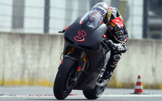 O Max Biaggi ξανά στη σέλα μιας Aprilia