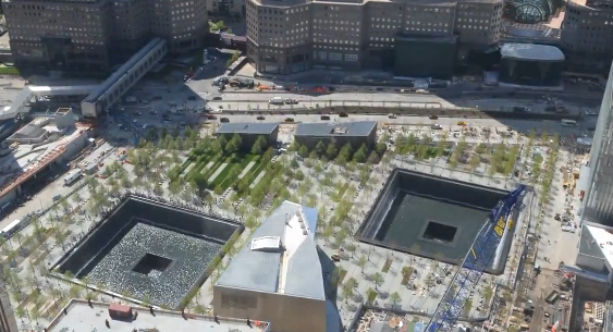 Η ανέγερση του μνημείου της 11ης Σεπτεμβρίου σε δυόμιση λεπτά