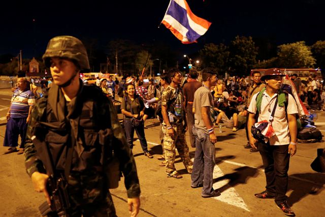 Η ΕΕ περιορίζει τη συνεργασία της με την Ταϊλάνδη μετά το πραξικόπημα