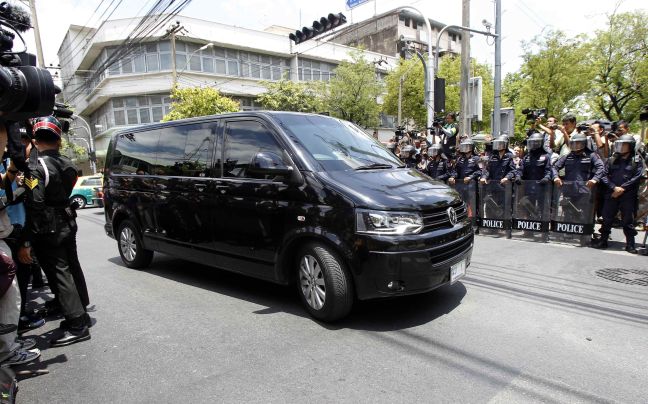 Απαγόρευση εξόδου για 155 πολιτικούς στην Ταϊλάνδη